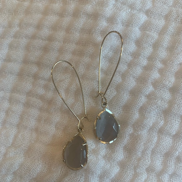Kendra Scott earrings - Picture 4 of 5